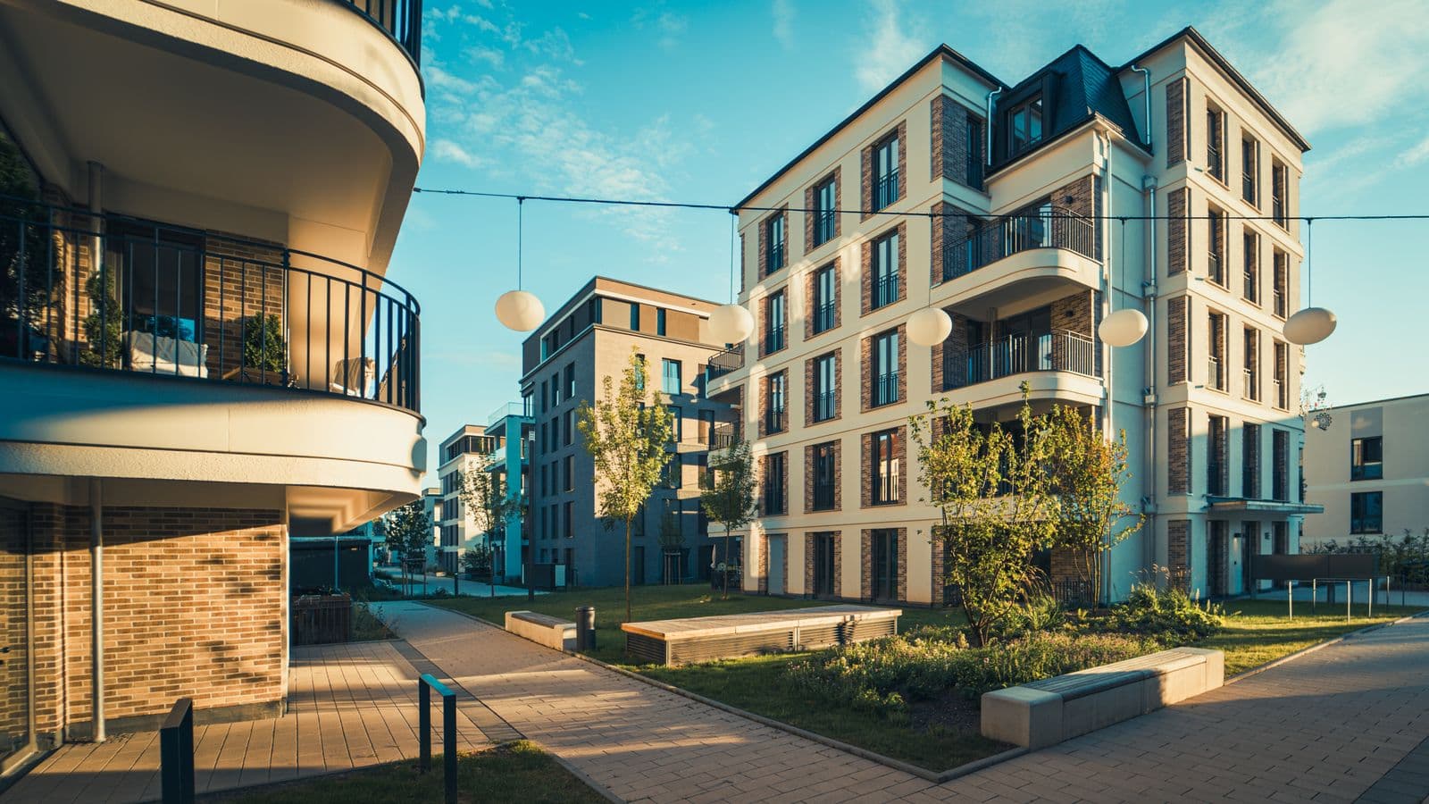 Ceny bytů v Olomouci v roce 2025 – kupovat, čekat, nebo radši pronajímat?